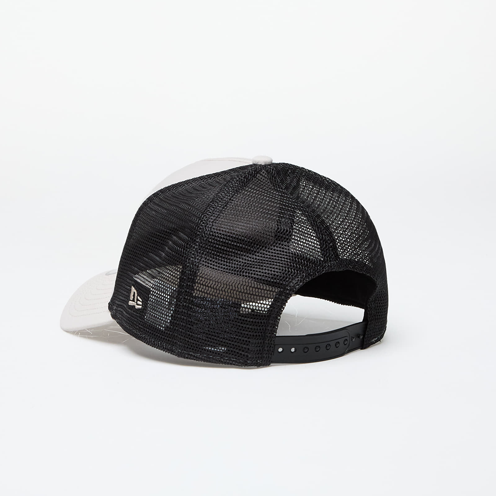 Шапки New Era 9Forty Trucker Stone