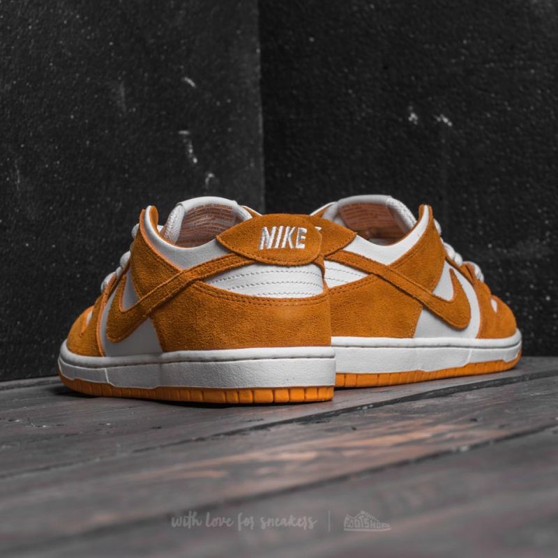 Nike SB Zoom Dunk Low Pro Circuit Orange/ Circuit Orange | Footshop