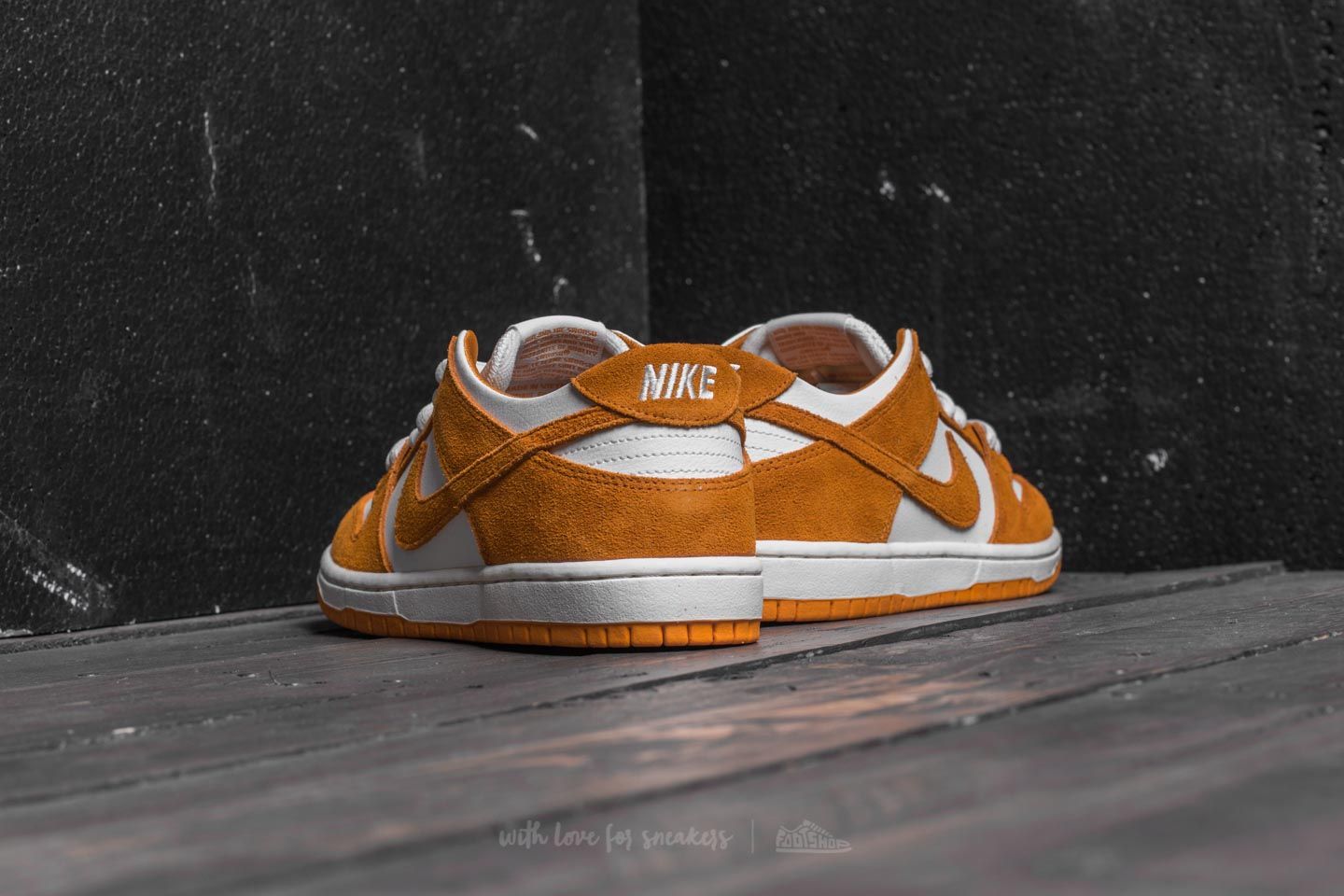 Men's shoes Nike SB Zoom Dunk Low Pro Circuit Orange/ Circuit 