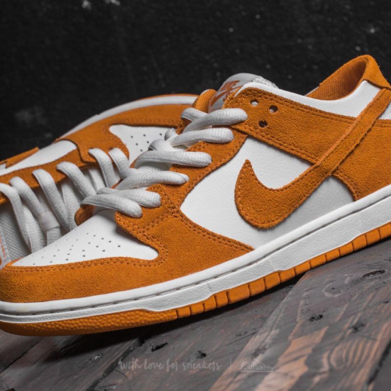 Nike SB Zoom Dunk Low Pro Circuit Orange/ Circuit Orange | Footshop