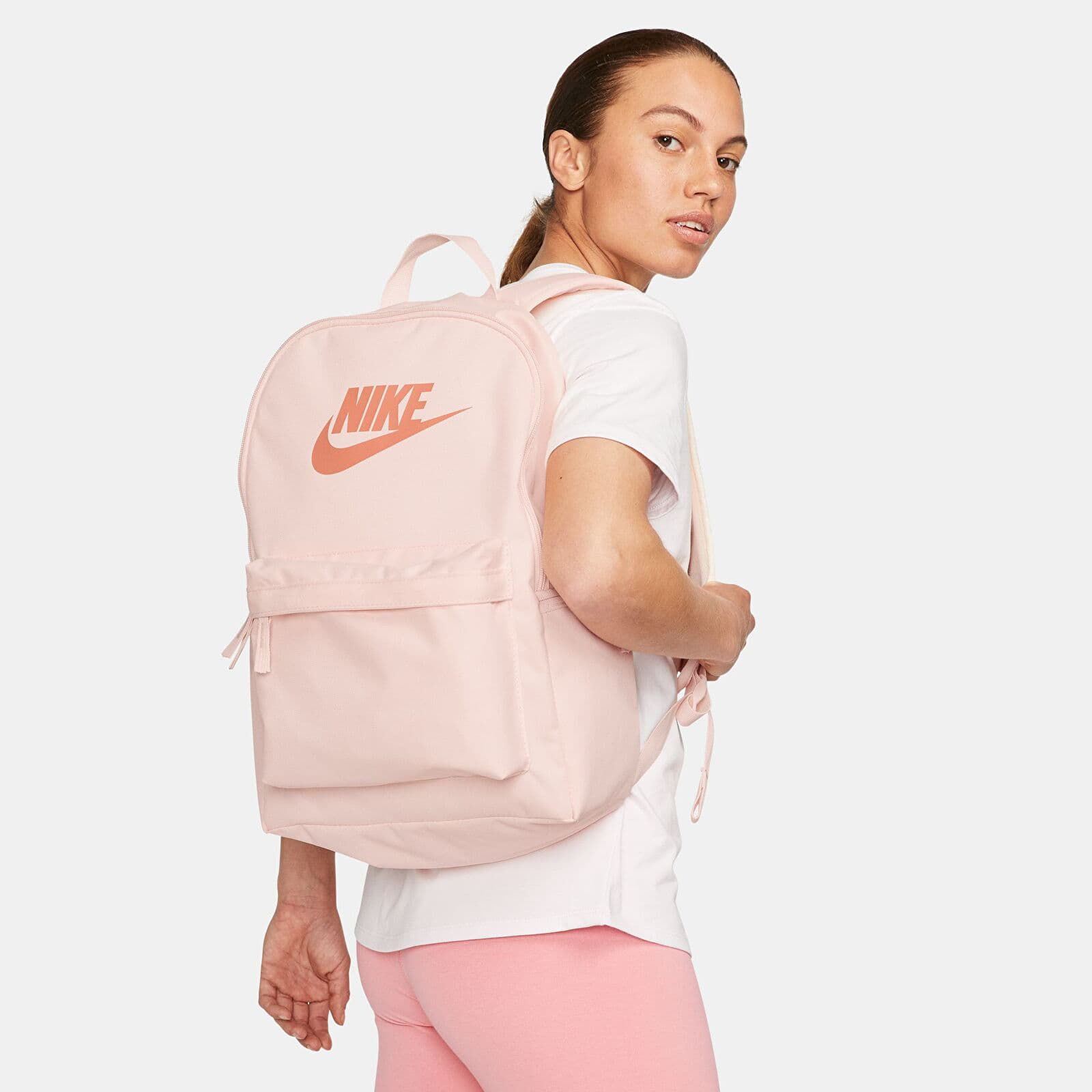 Hátizsákok Nike Heritage Backpack Guava Ice/ Guava Ice/ Amber Brown