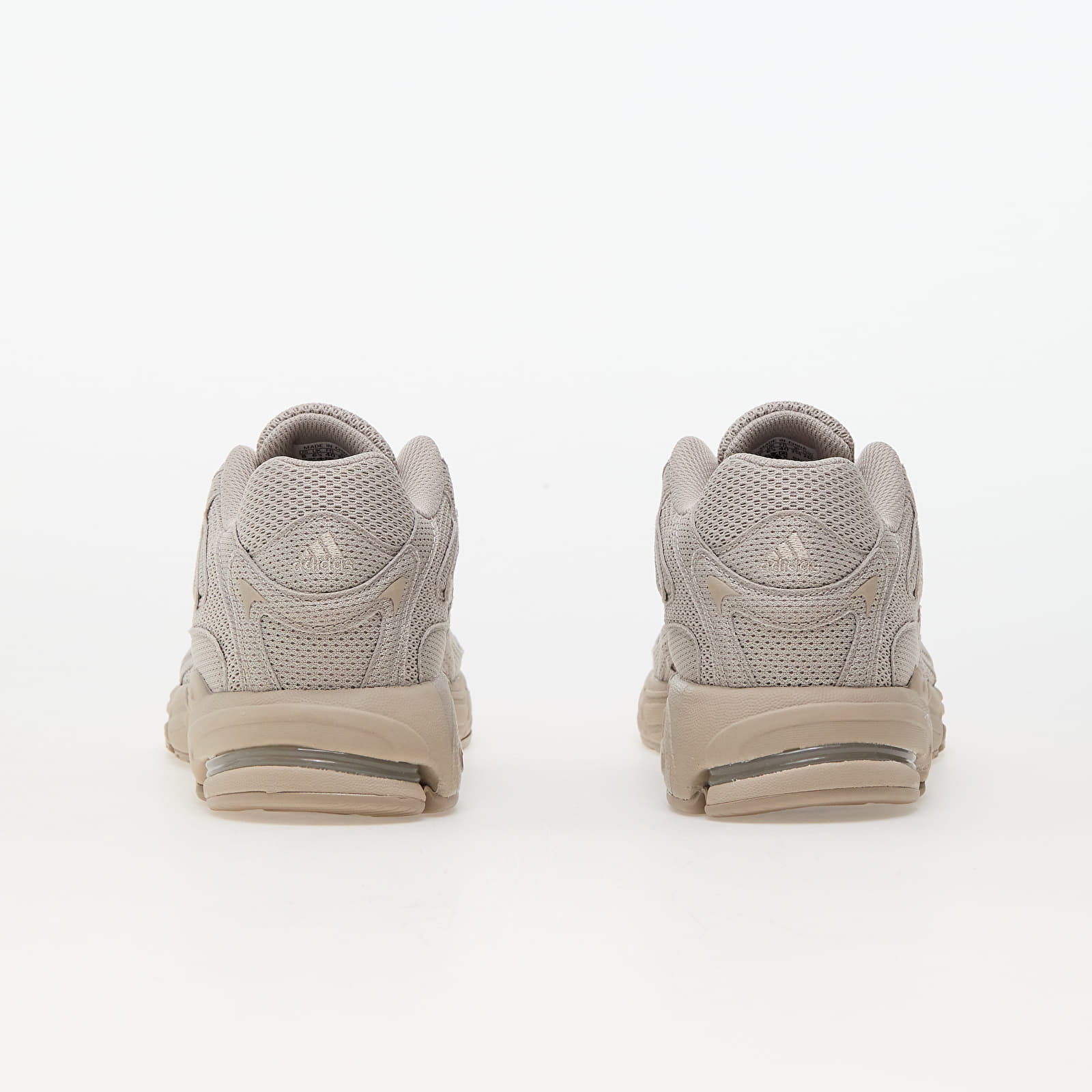 Women's shoes adidas Response Cl W Wonder Beige/ Aluminium/ Wonder Beige