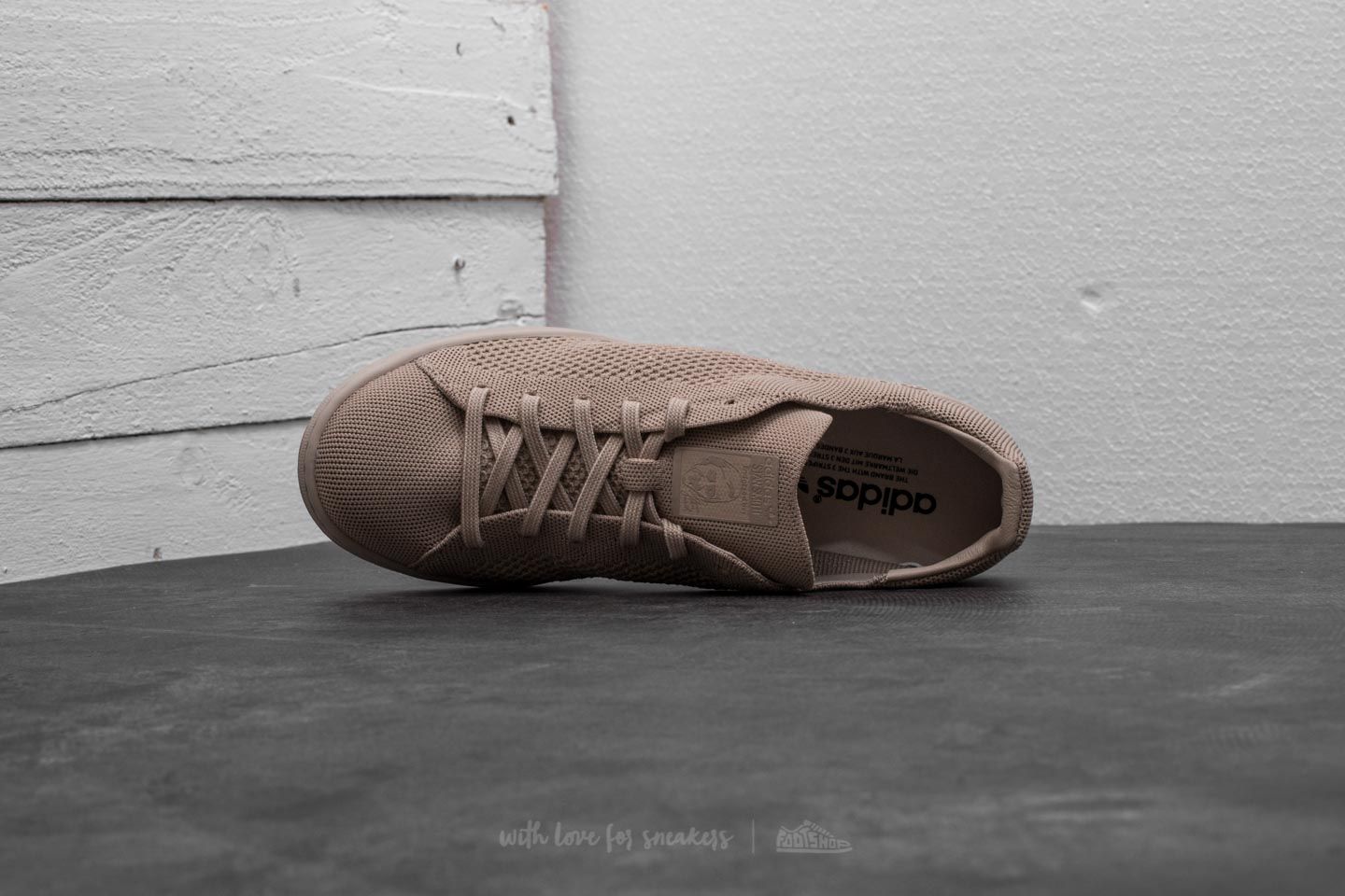 Adidas stan smith primeknit beige deals