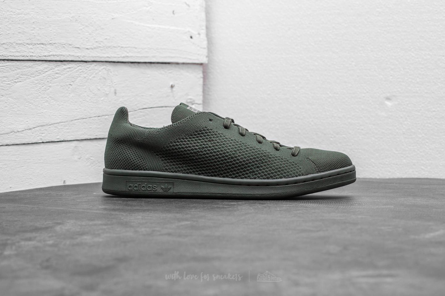 Stan smith night cargo on sale