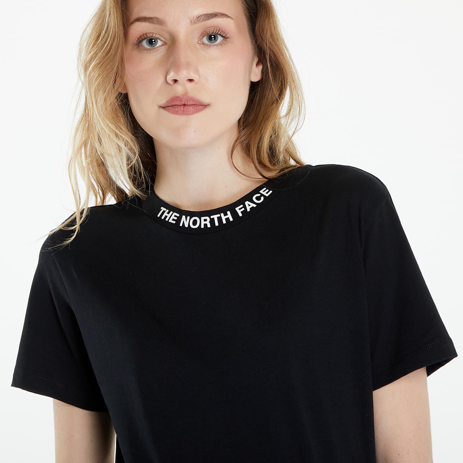 Tričká The North Face Zumu T-Shirt TNF Black