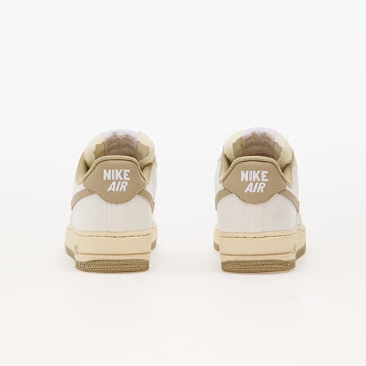 Nike W Air Force 1 07
