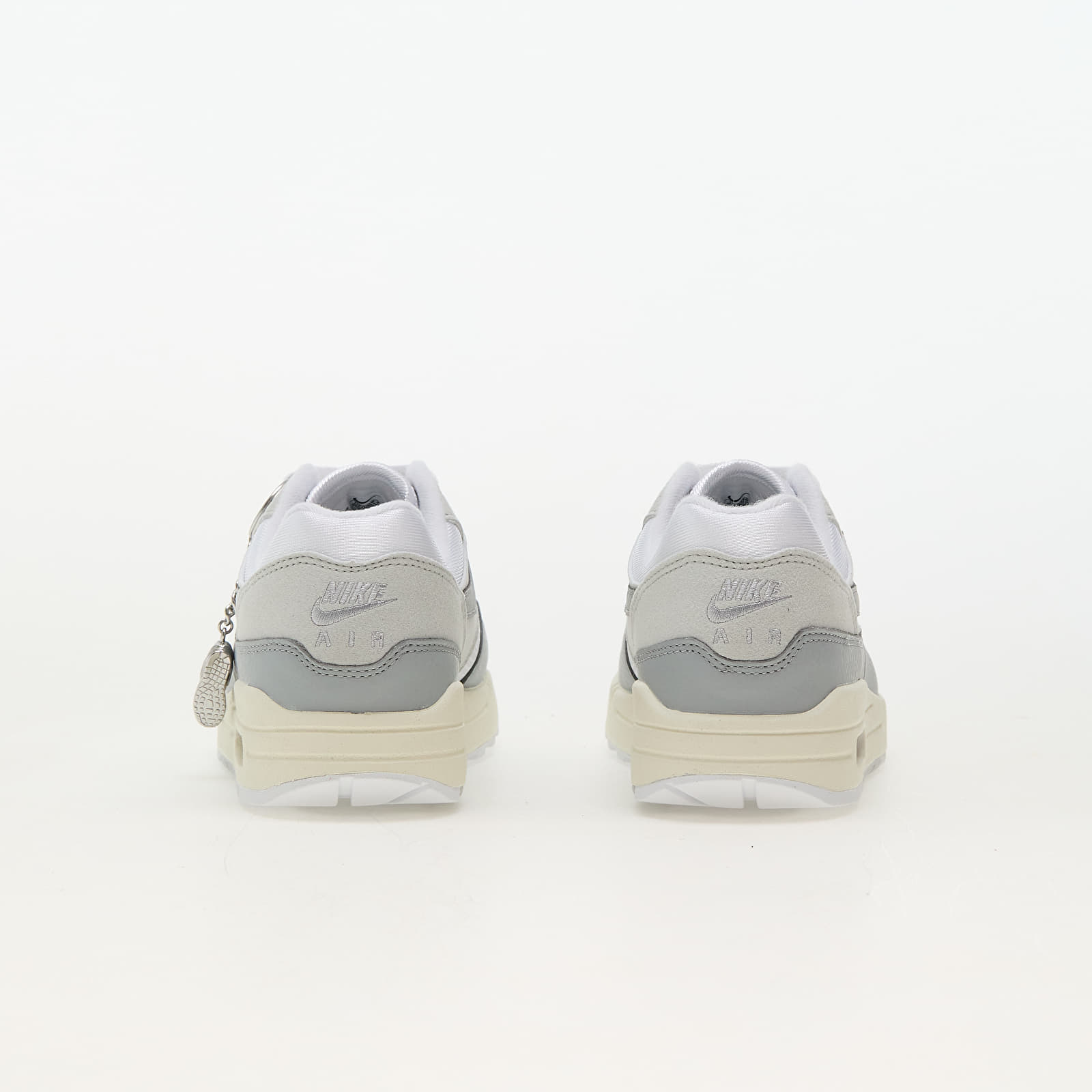 Women's shoes Nike W Air Max 1 87 Pure Platinum/ Lt Smoke Grey-White-Sail