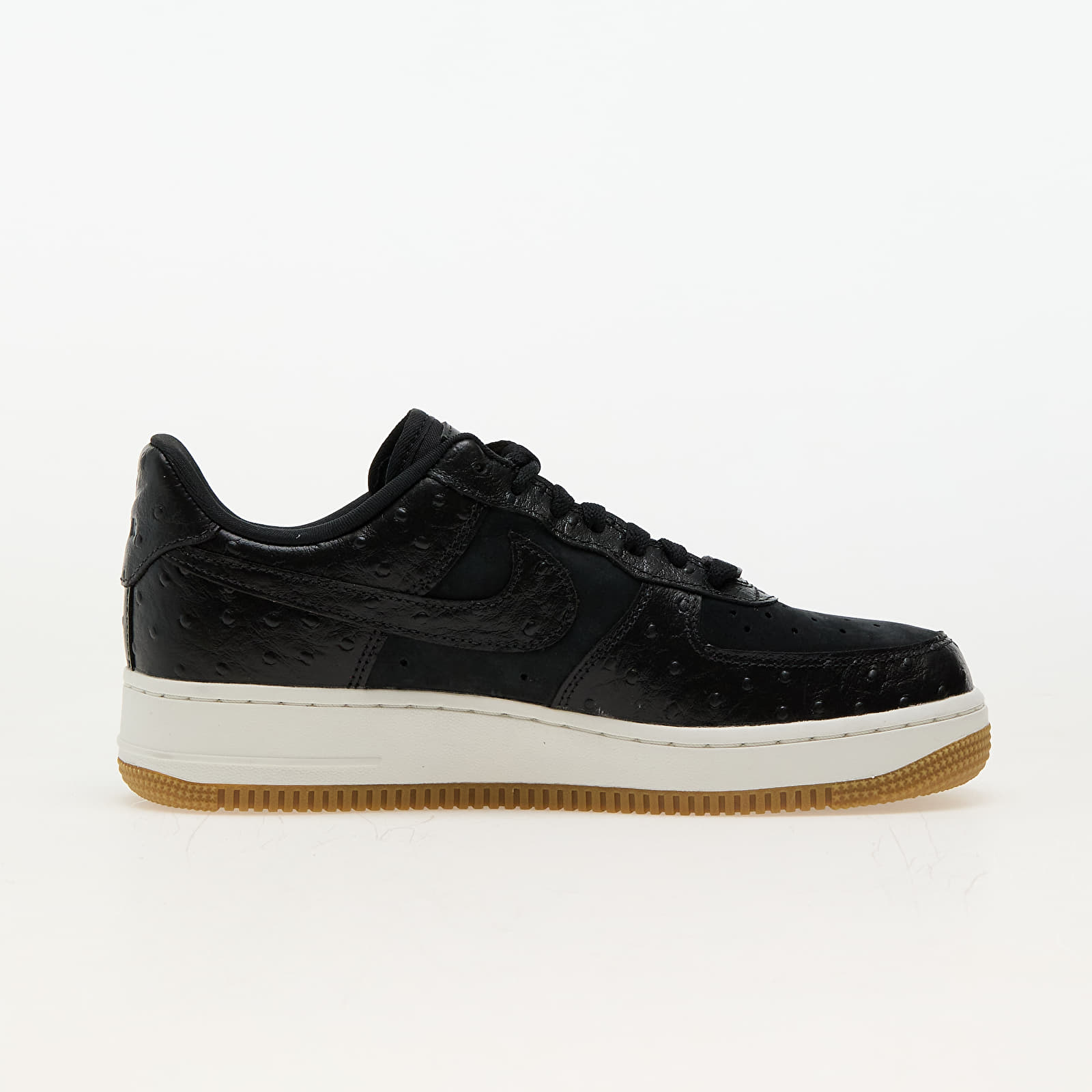 Women s shoes Nike W Air Force 1 07 Lx Black Black Sail Gum Light Brown Footshop