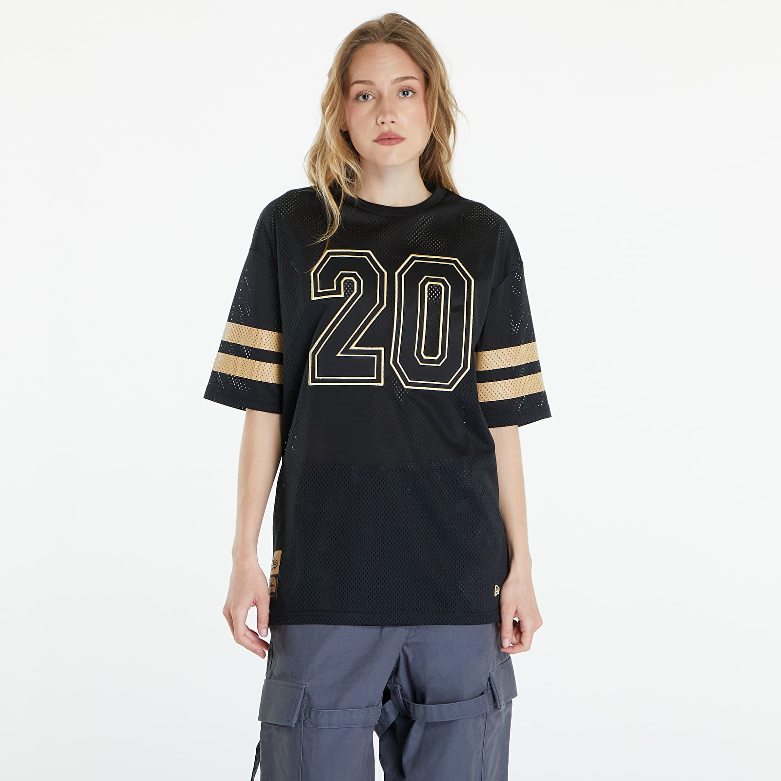 Majice T-shirt New Era Mesh Oversized Tee UNISEX Black/ Metalic gold