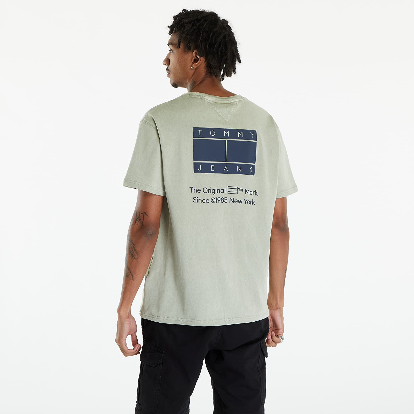 Μπλούζες Tommy Jeans Printed Flag Logo T-Shirt Faded Willow