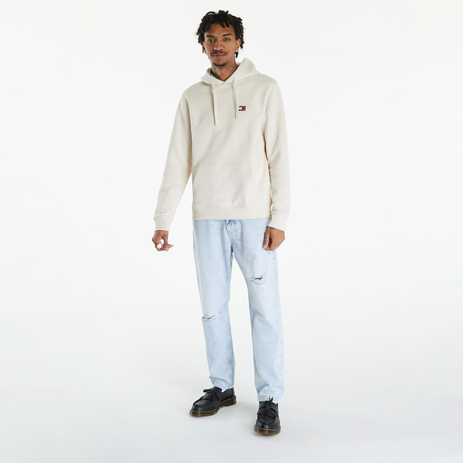 Hoodies and sweatshirts  Tommy Jeans Regular Badge Hoodie Newsprint