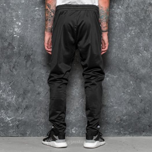 Fila baggy pants shop