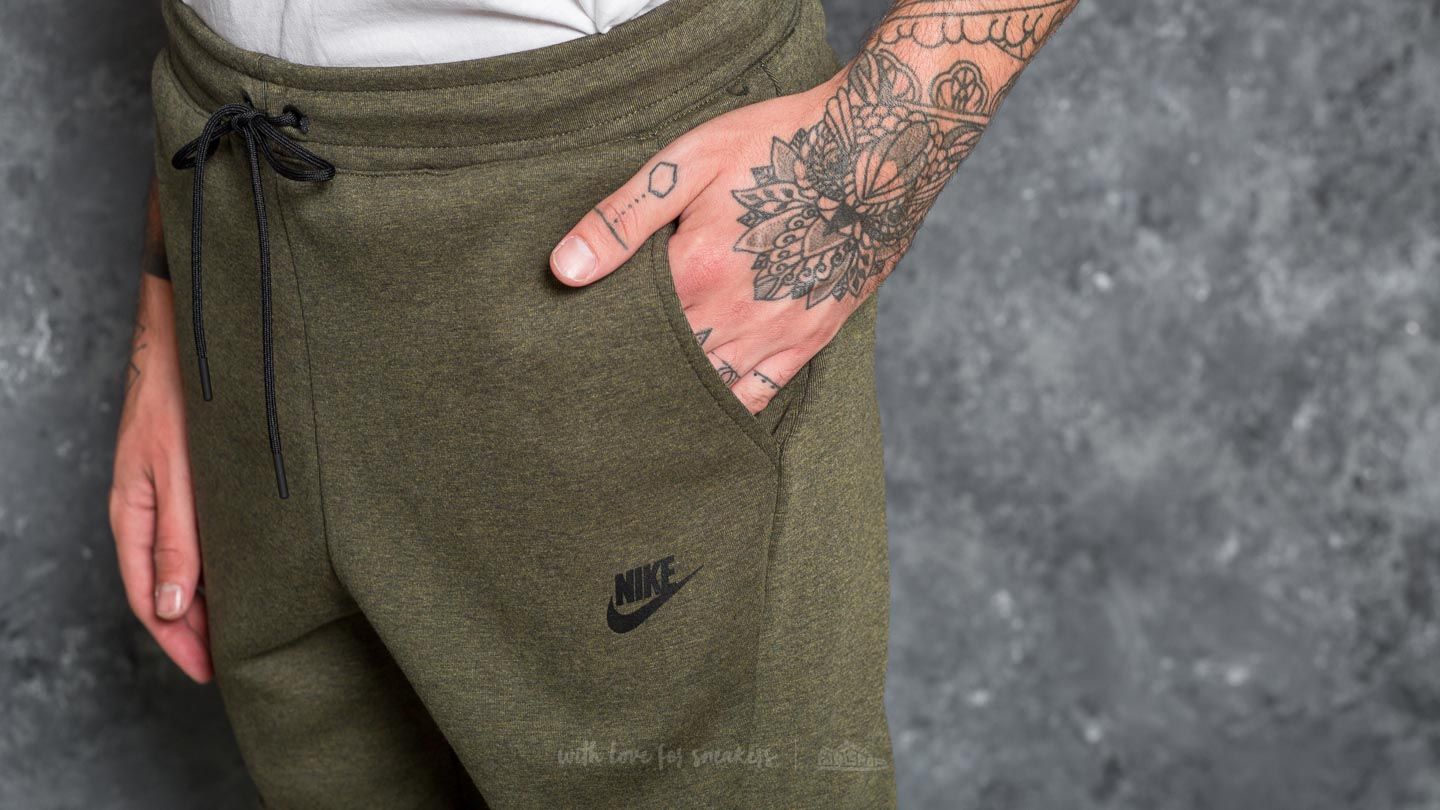 Hlače Nike Sportswear Tech Fleece Jogger Olive