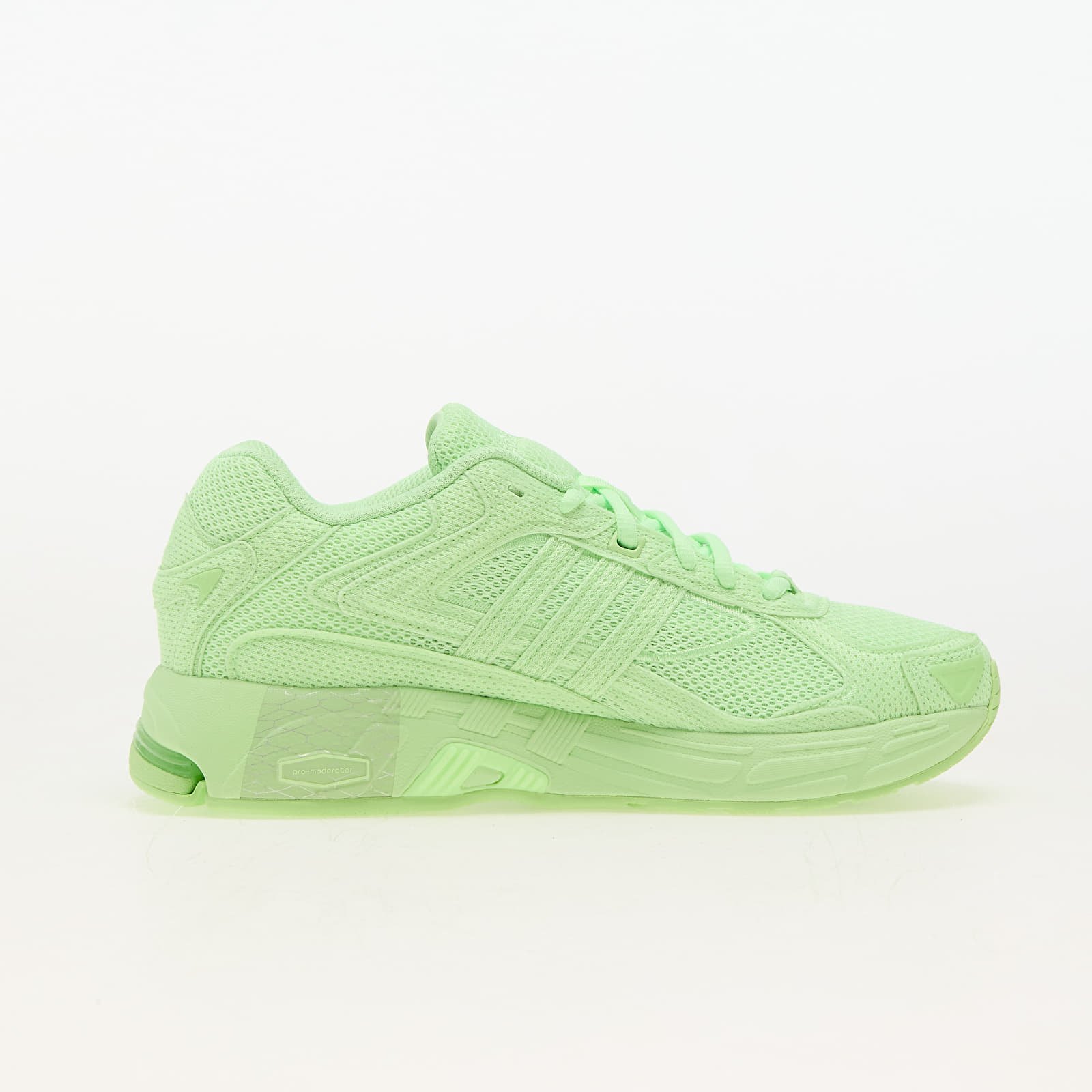 Дамски кецове и обувки adidas Response Cl W Grey Spa/ Ftw White/ Ftw White