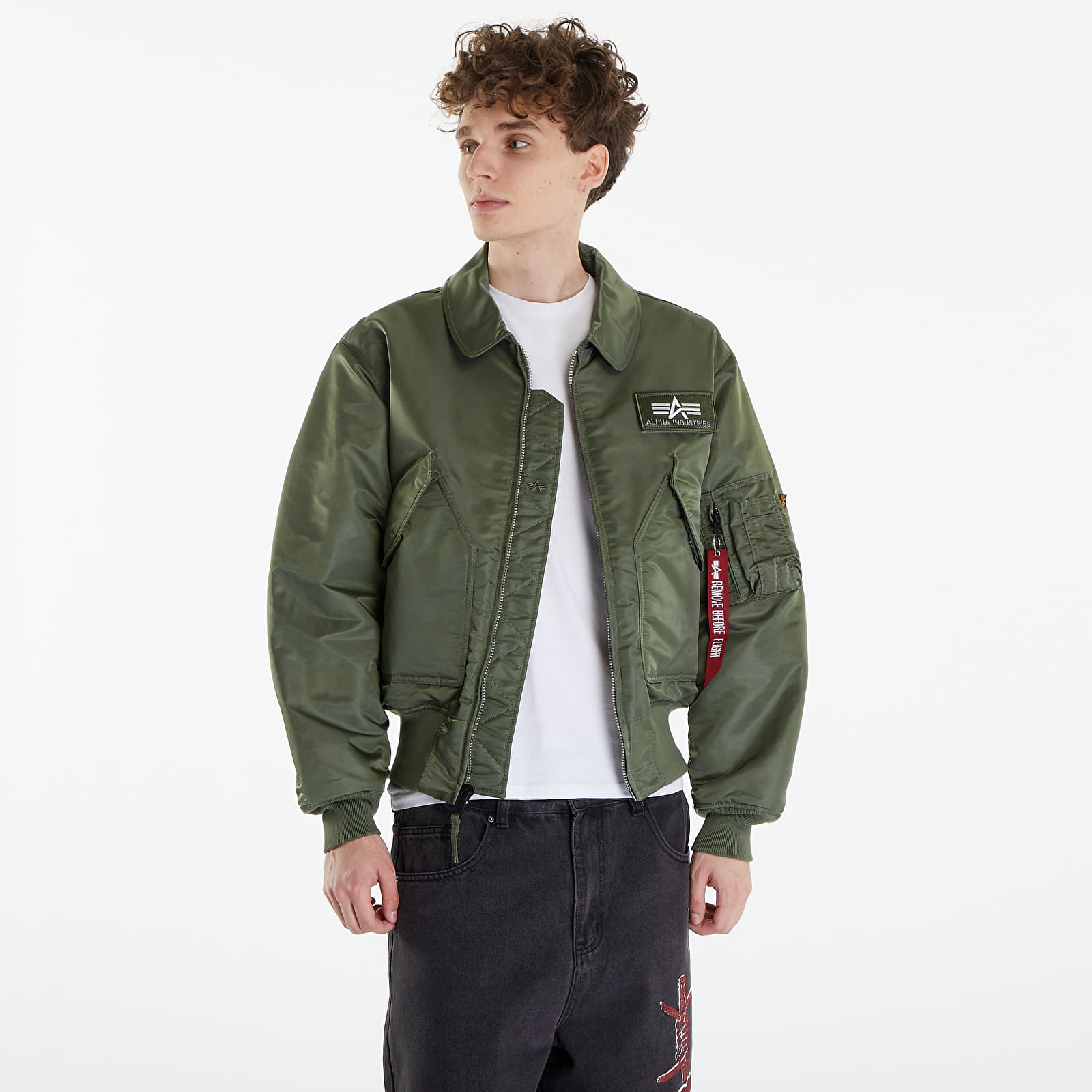 Bomber jacket alpha industries nike clearance