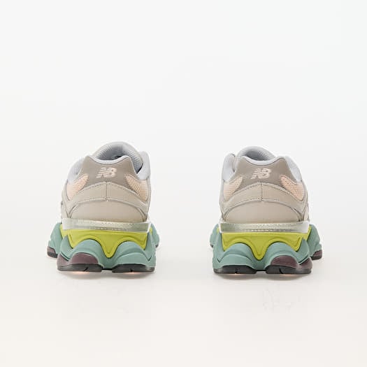 New balance men's 9 retro shoes deals