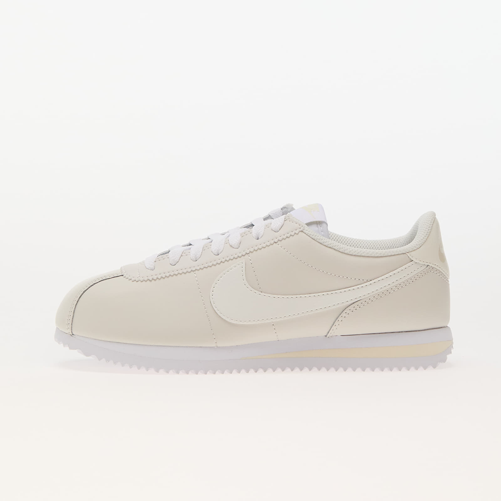 Γυναικεία παπούτσια Nike W Cortez Phantom/ Sail-Coconut Milk-White