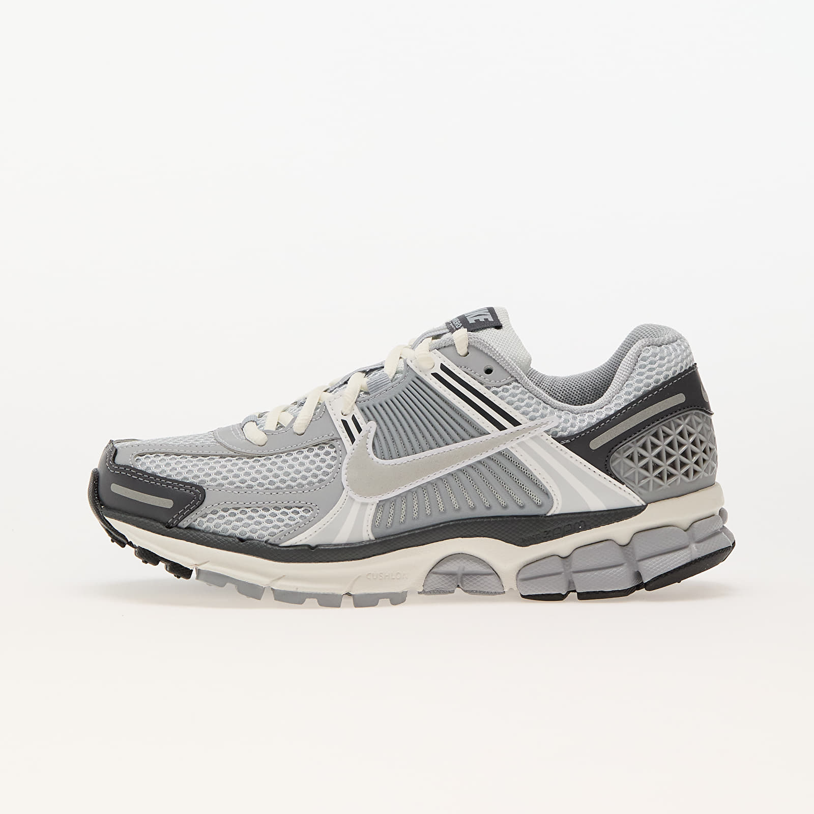 Women's shoes Nike W Zoom Vomero 5 Pure Platinum/ Metallic Silver
