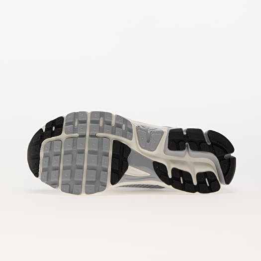 Buty damskie Nike W Zoom Vomero 5 Pure Platinum/ Metallic