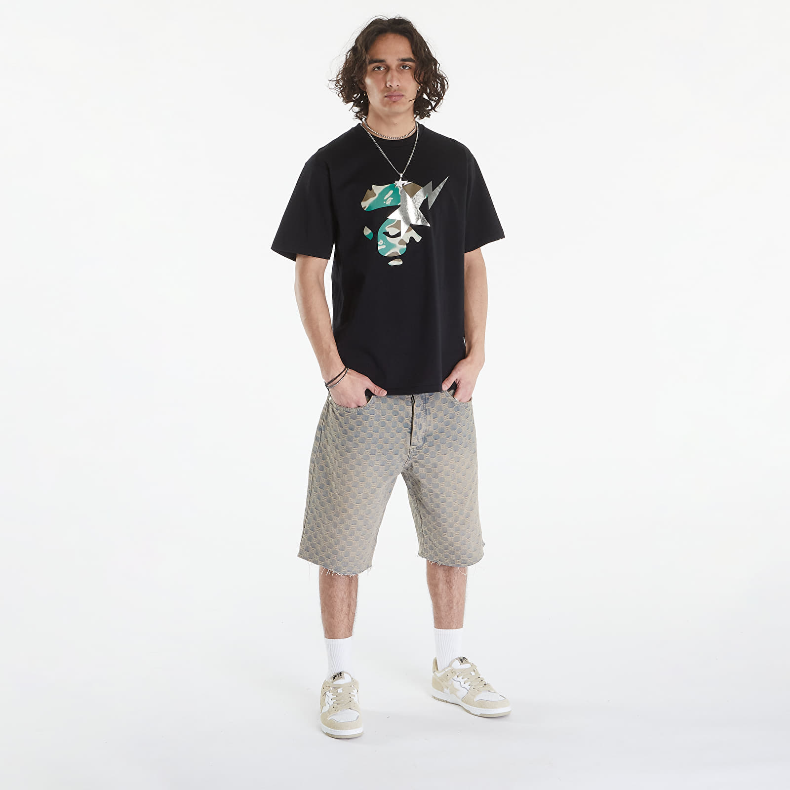T-shirts A BATHING APE Liquid Camo Ape Face Star Tee Black/ Olive Drab |  Footshop