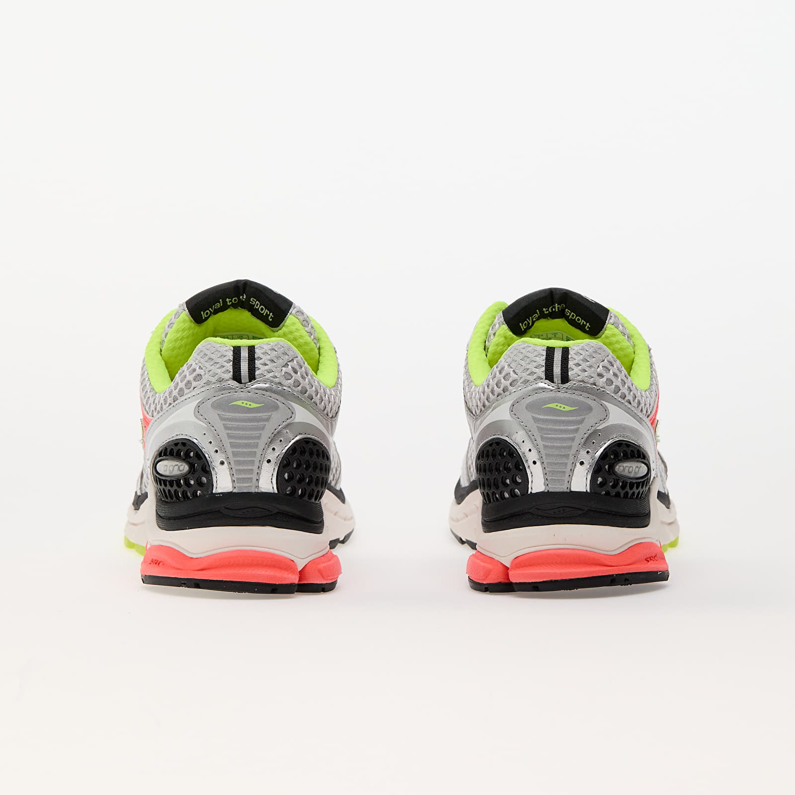 Scarpe uomo Saucony x Bellerose Progrid Triumph 4 Silver/ Multi