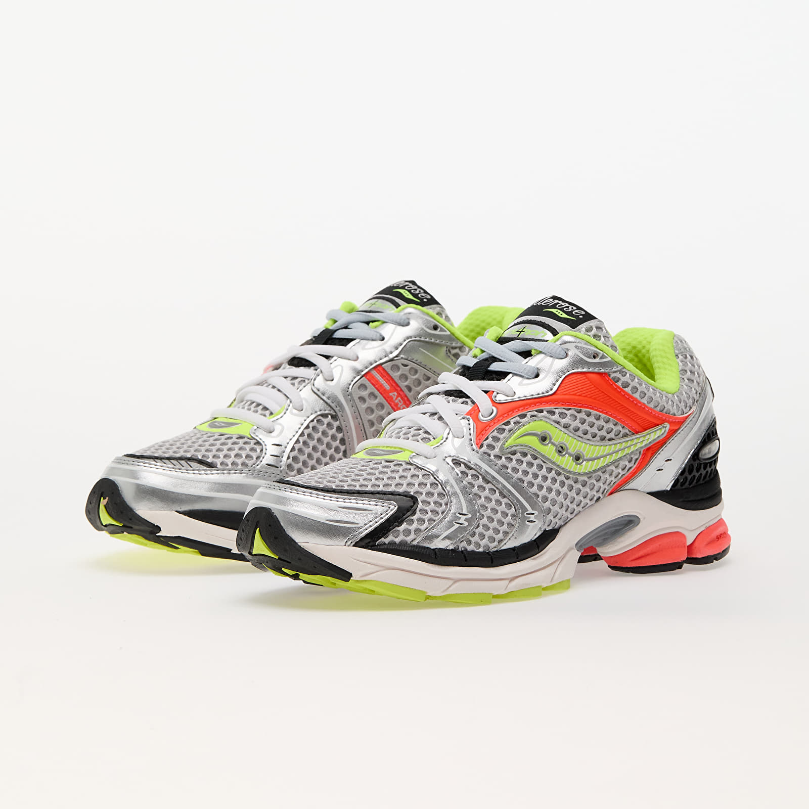 Scarpe uomo Saucony x Bellerose Progrid Triumph 4 Silver/ Multi