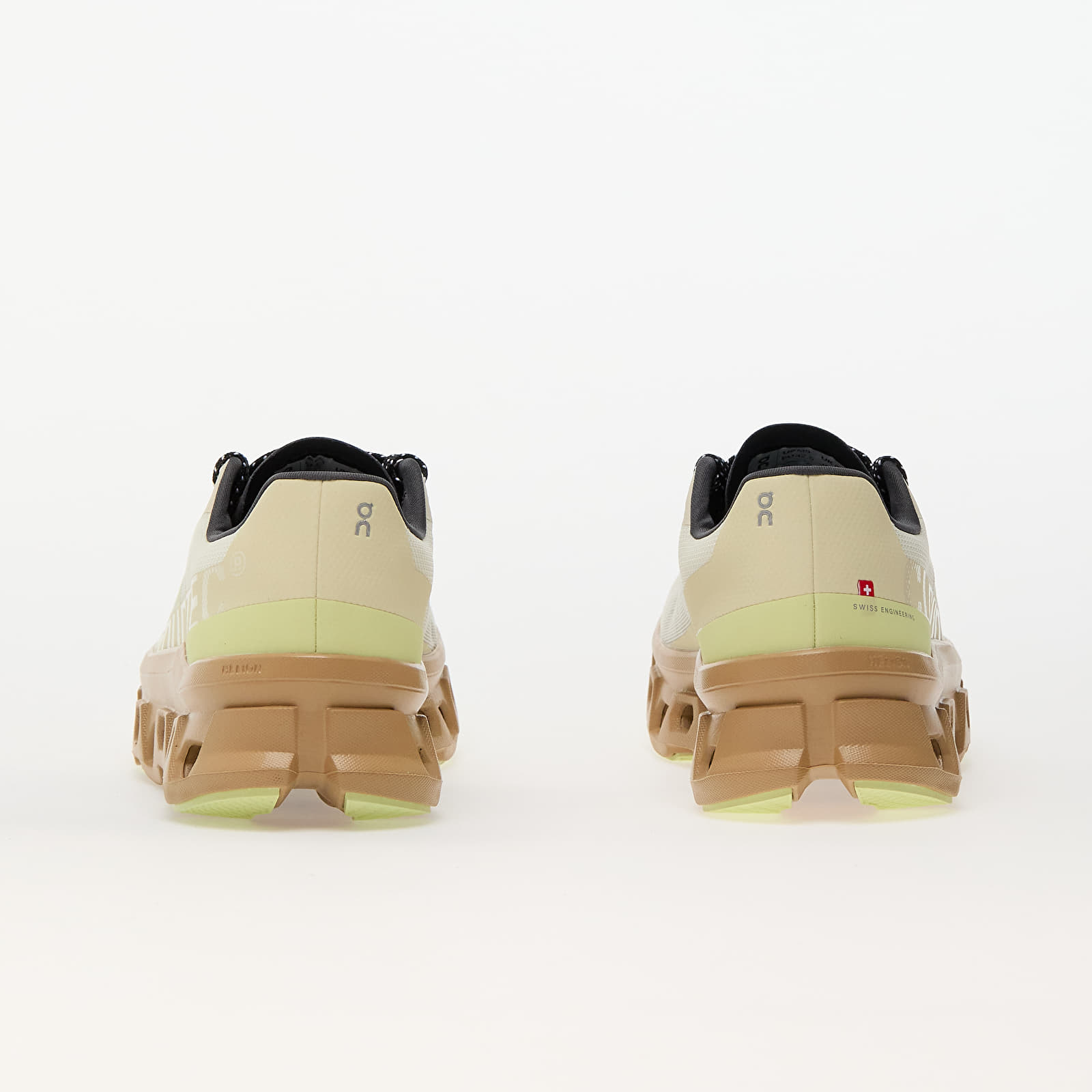 Férfi cipők On M Cloudmonster Exclusive Cream/ Dune