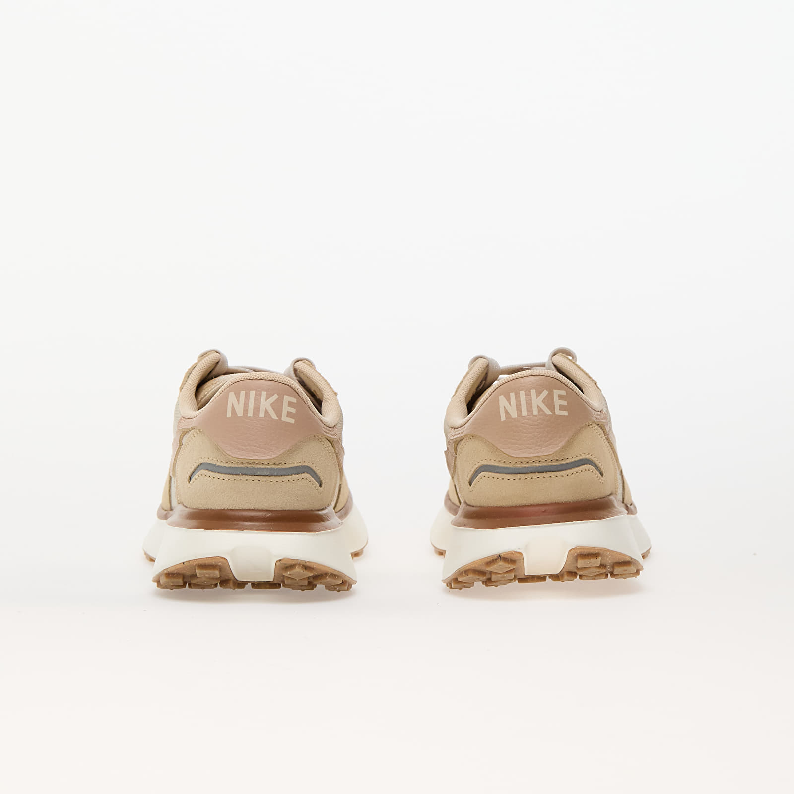 Women's shoes Nike W Phoenix Waffle Sanddrift/ Hemp-Sesame-Metallic Silver