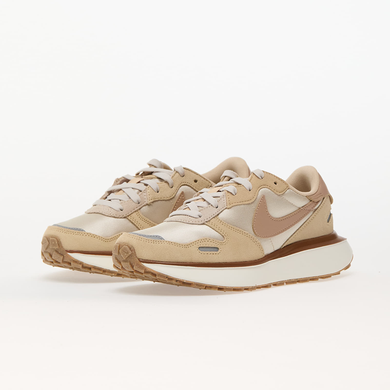 Women's shoes Nike W Phoenix Waffle Sanddrift/ Hemp-Sesame-Metallic Silver