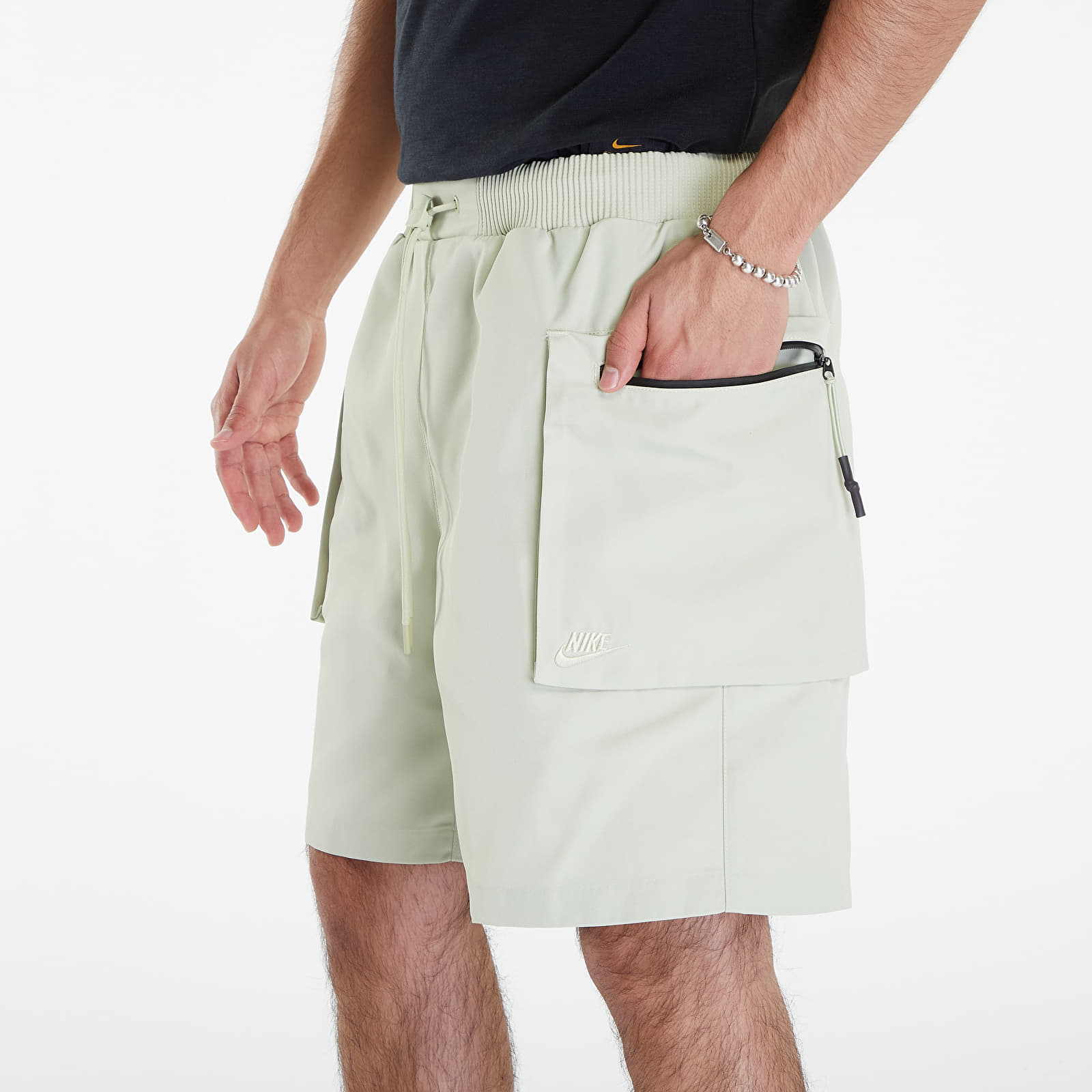 Šortky Nike Sportswear Tech Pack Men's Woven Utility Shorts Olive Aura/ Black/ Olive Aura