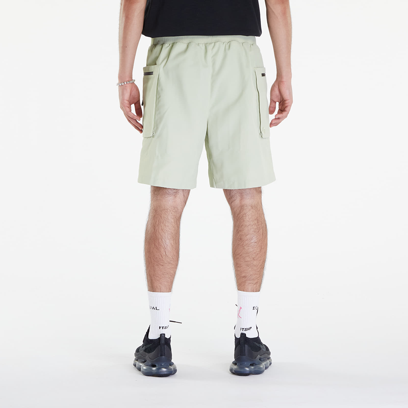 Šortky Nike Sportswear Tech Pack Men's Woven Utility Shorts Olive Aura/ Black/ Olive Aura