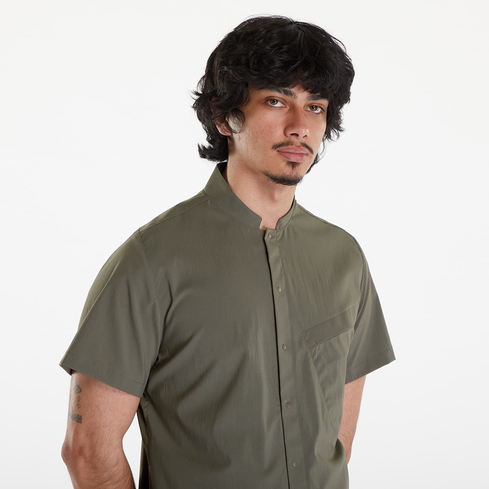 Hemden Poutnik by Tilak Blade Short-sleeve Shirt Khaki