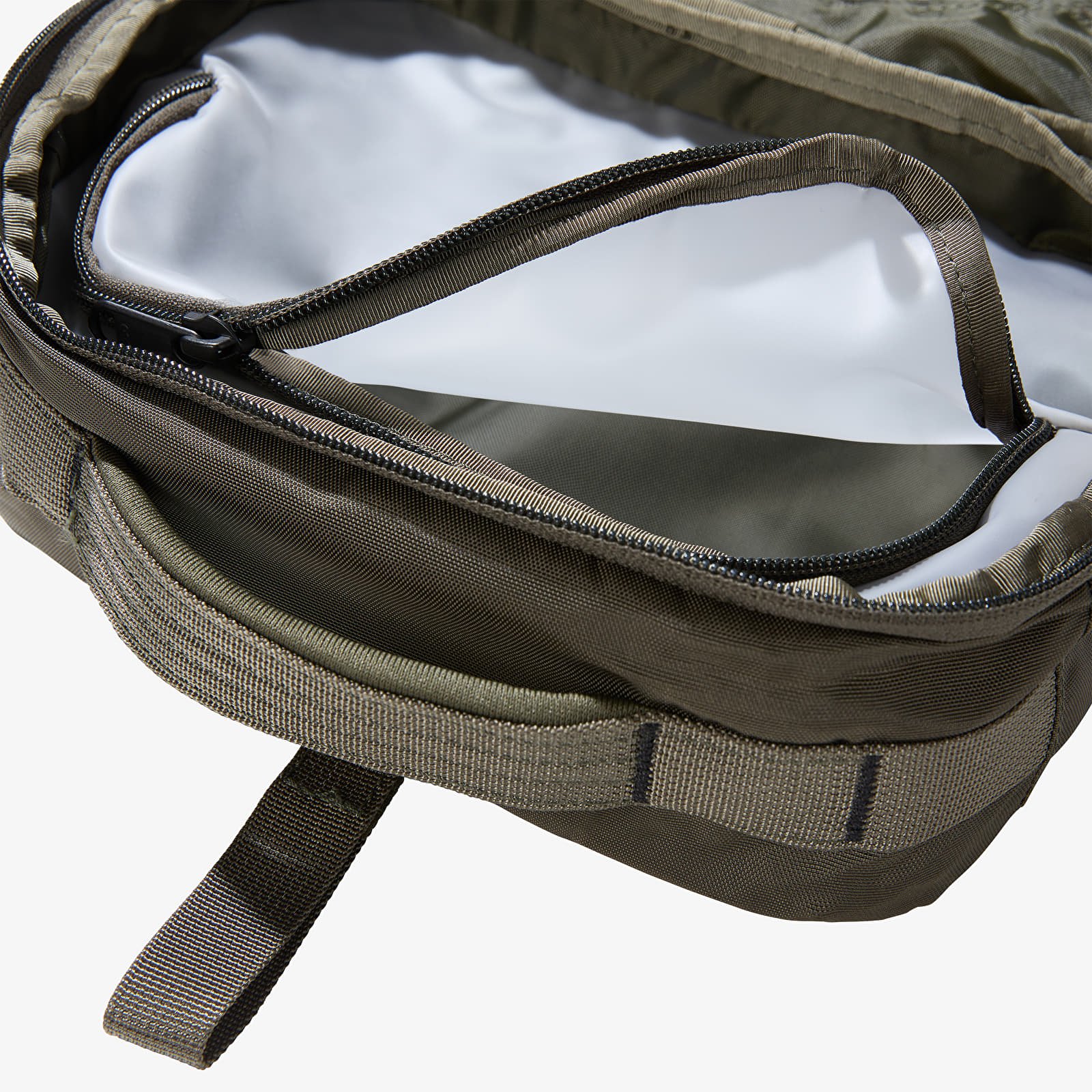 Tártáska The North Face Base Camp Voyager Dopp Kit New Taupe Green/ TNF Black