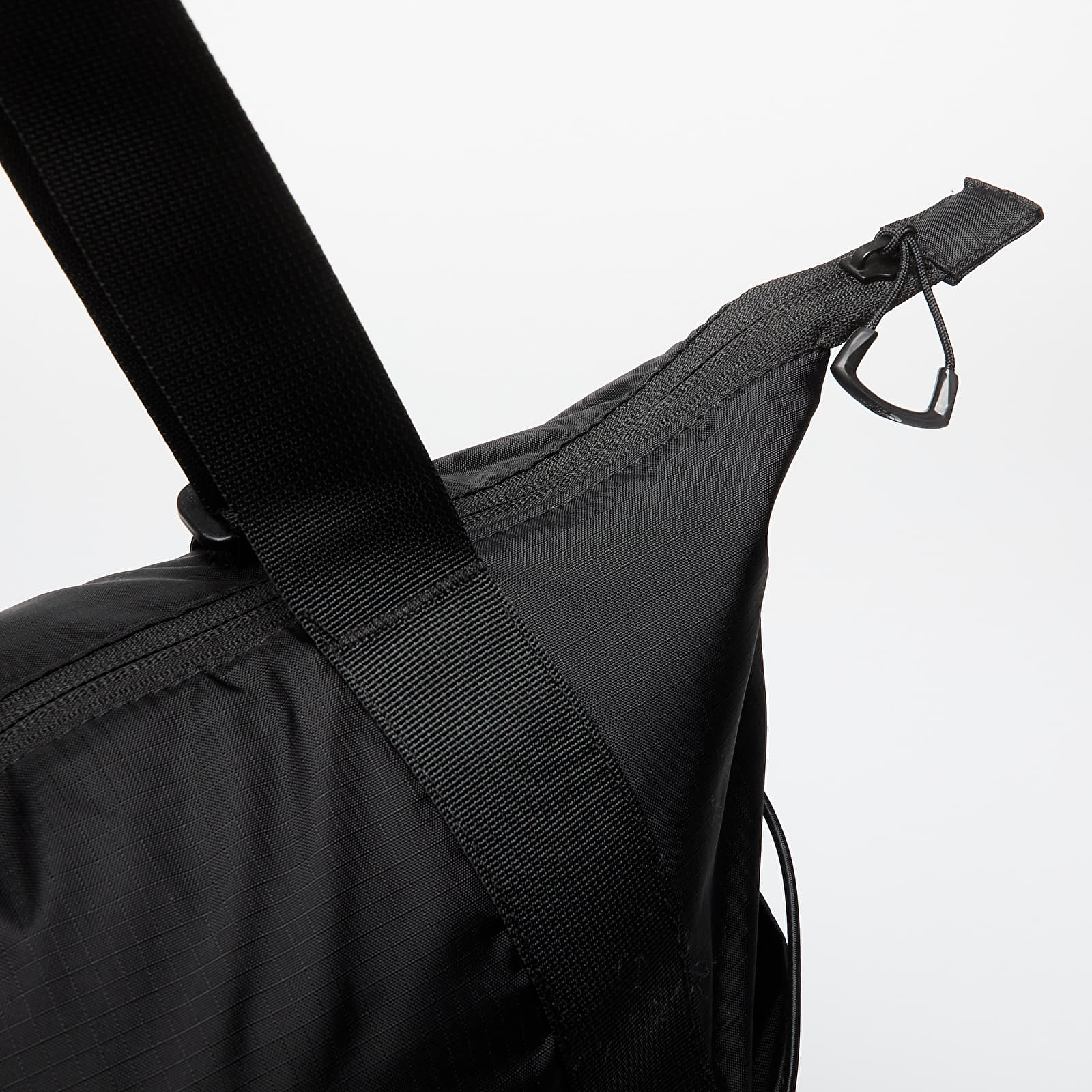 Torby przez ramię The North Face Borealis Tote Tnf Black/Tnf Black