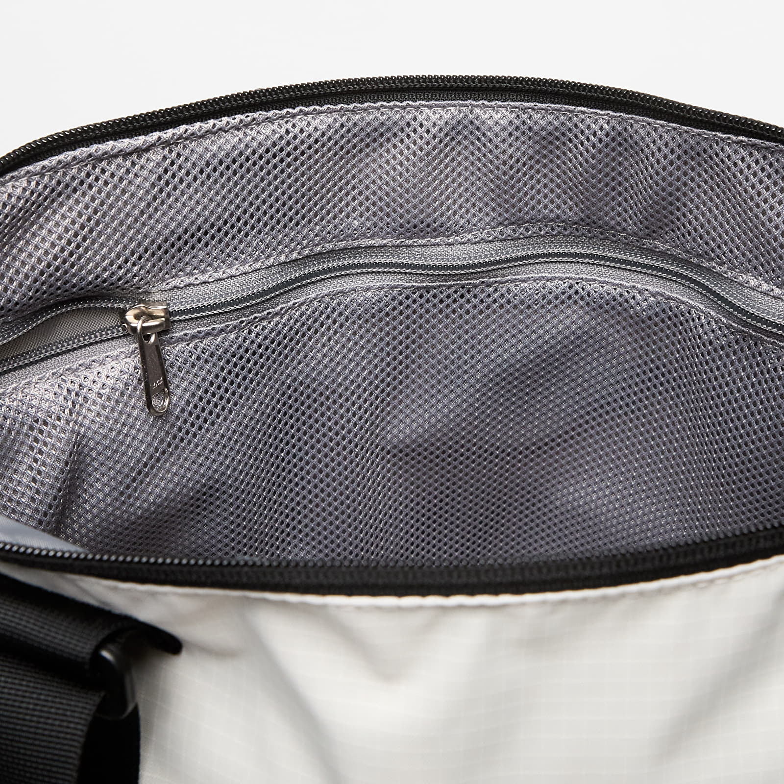 Torby przez ramię The North Face Borealis Tote Gardenia White/ TNF Black