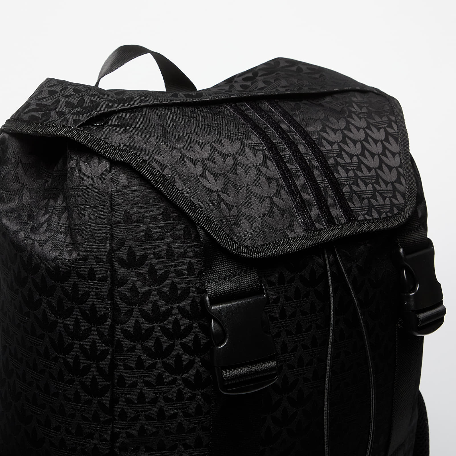 Adidas backpack design hot sale
