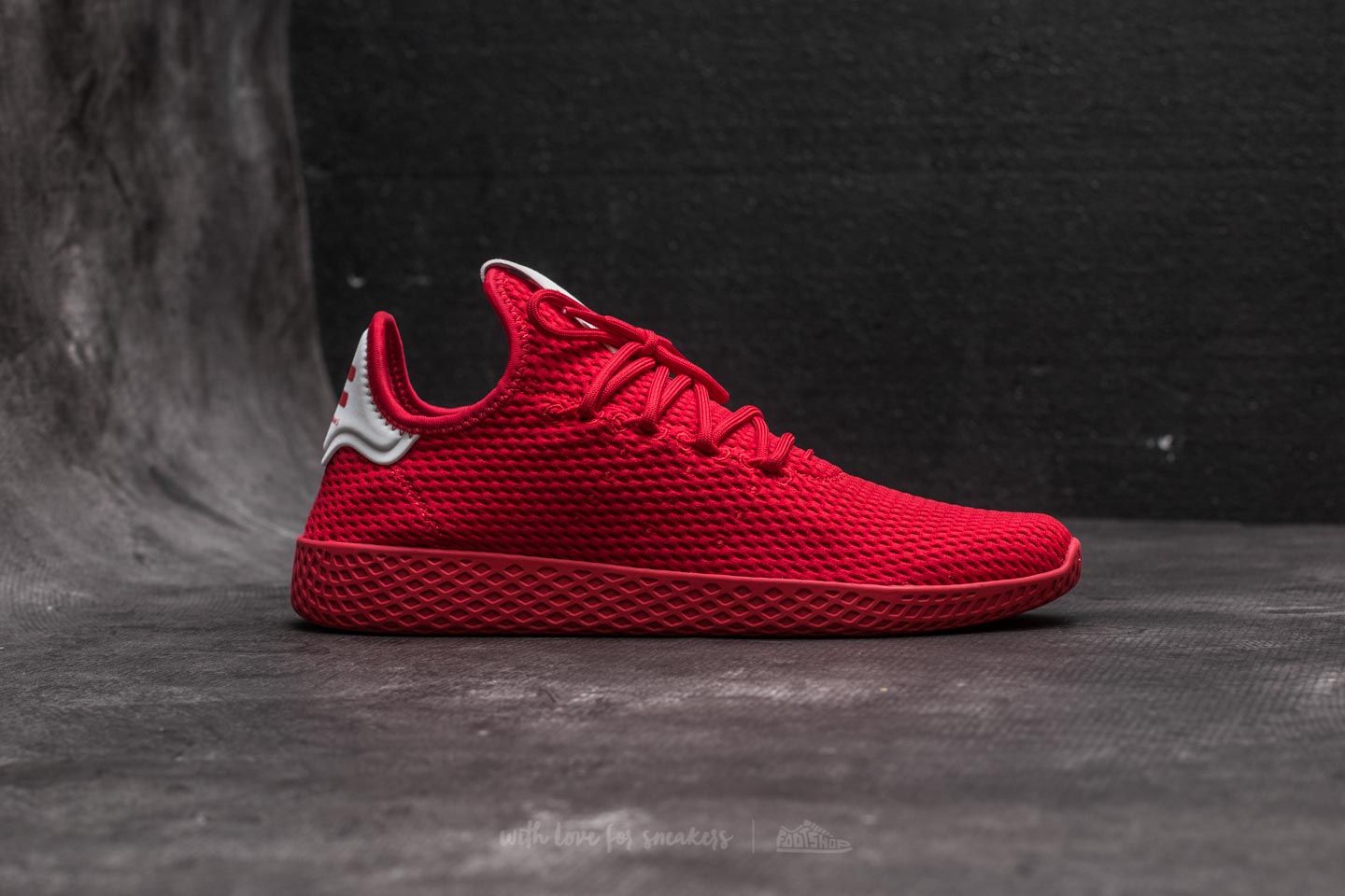 Tennis hu red sale