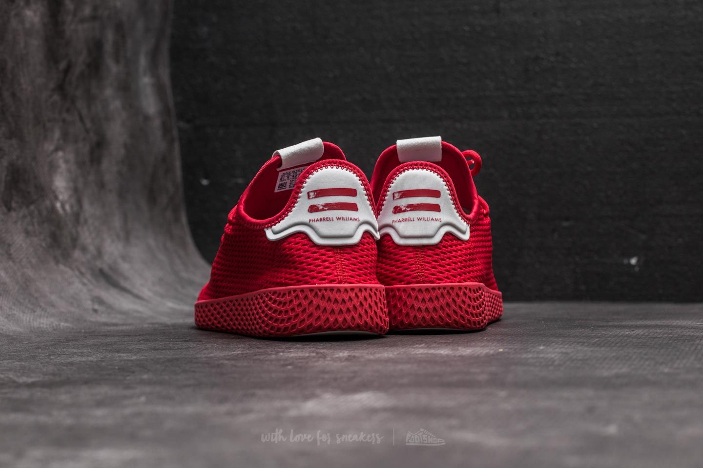 Adidas pharrell williams tennis shoes deals