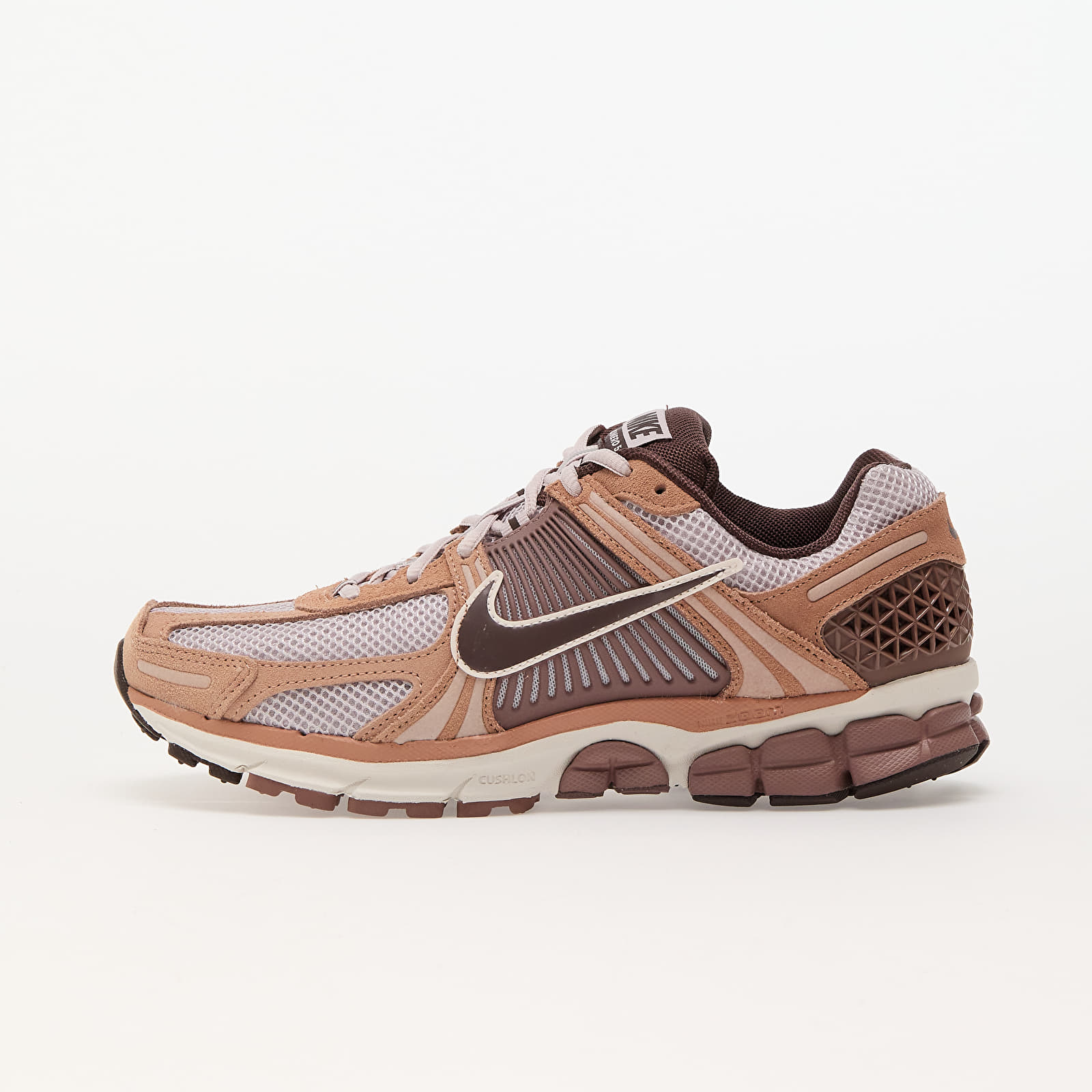 Chaussures et baskets homme Nike Zoom Vomero 5 Dusted Clay Earth Platinum Violet Footshop