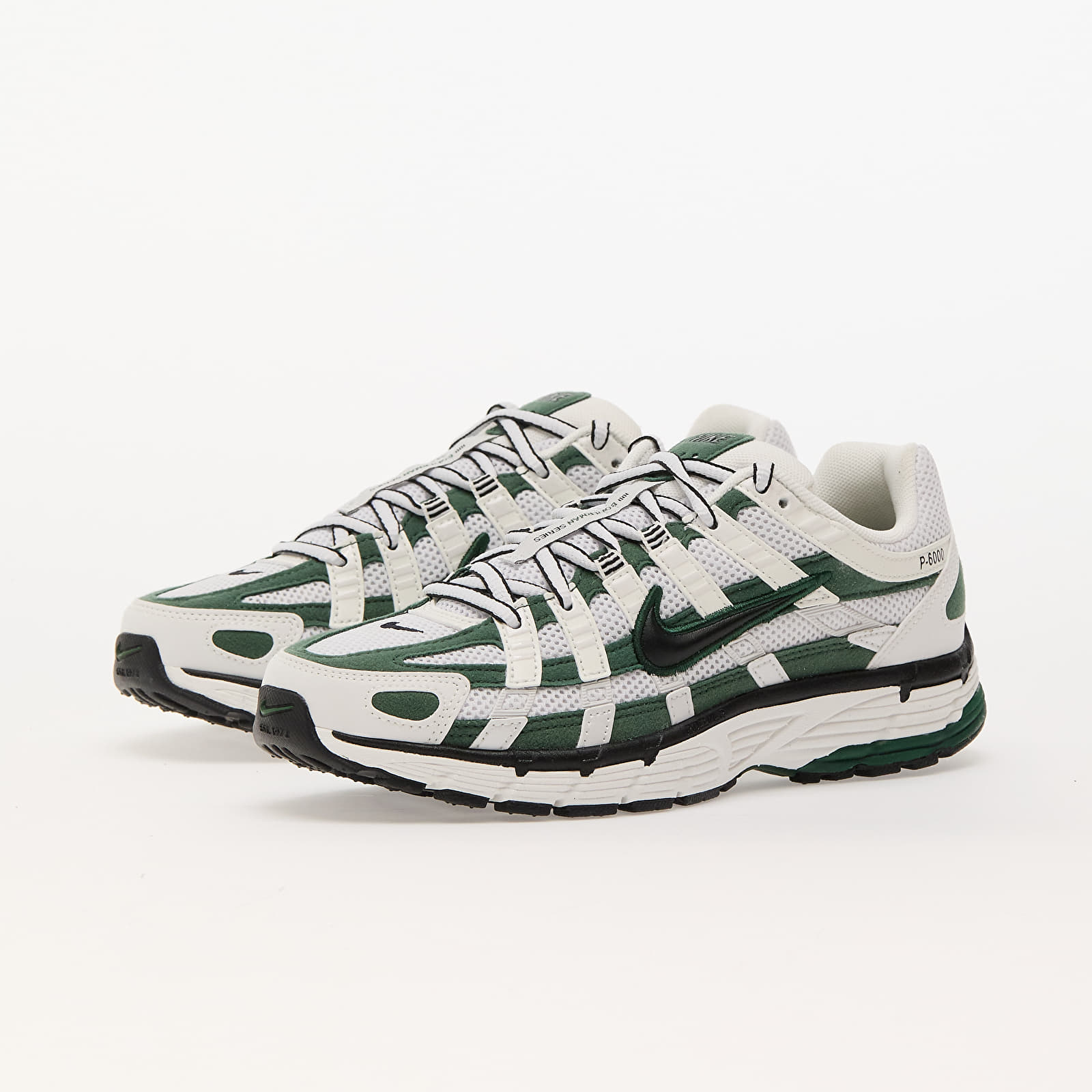Damesschoenen Nike W P-6000 Summit White/ Fir-Black-Mtlc Summit Wht