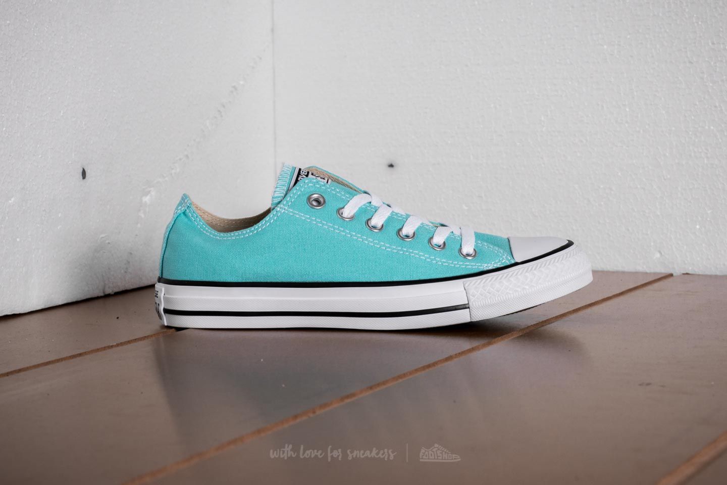 Converse womens light ox store