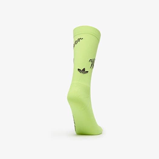 Frozen yellow socks deals