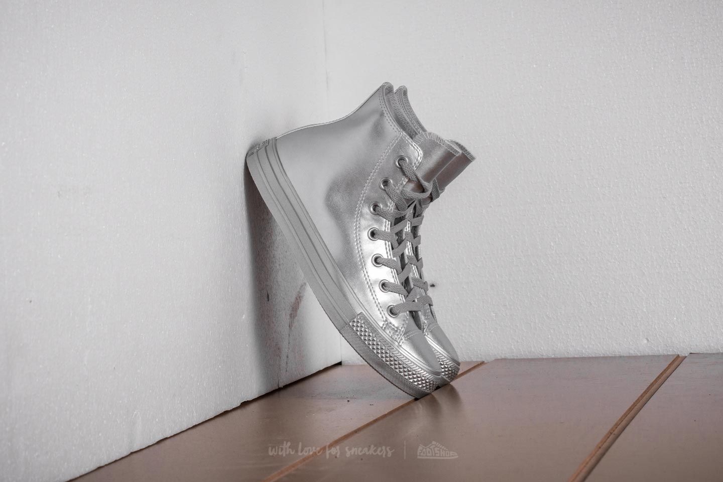 Women s shoes Converse Chuck Taylor All Star Hi Silver Silver Silver Footshop