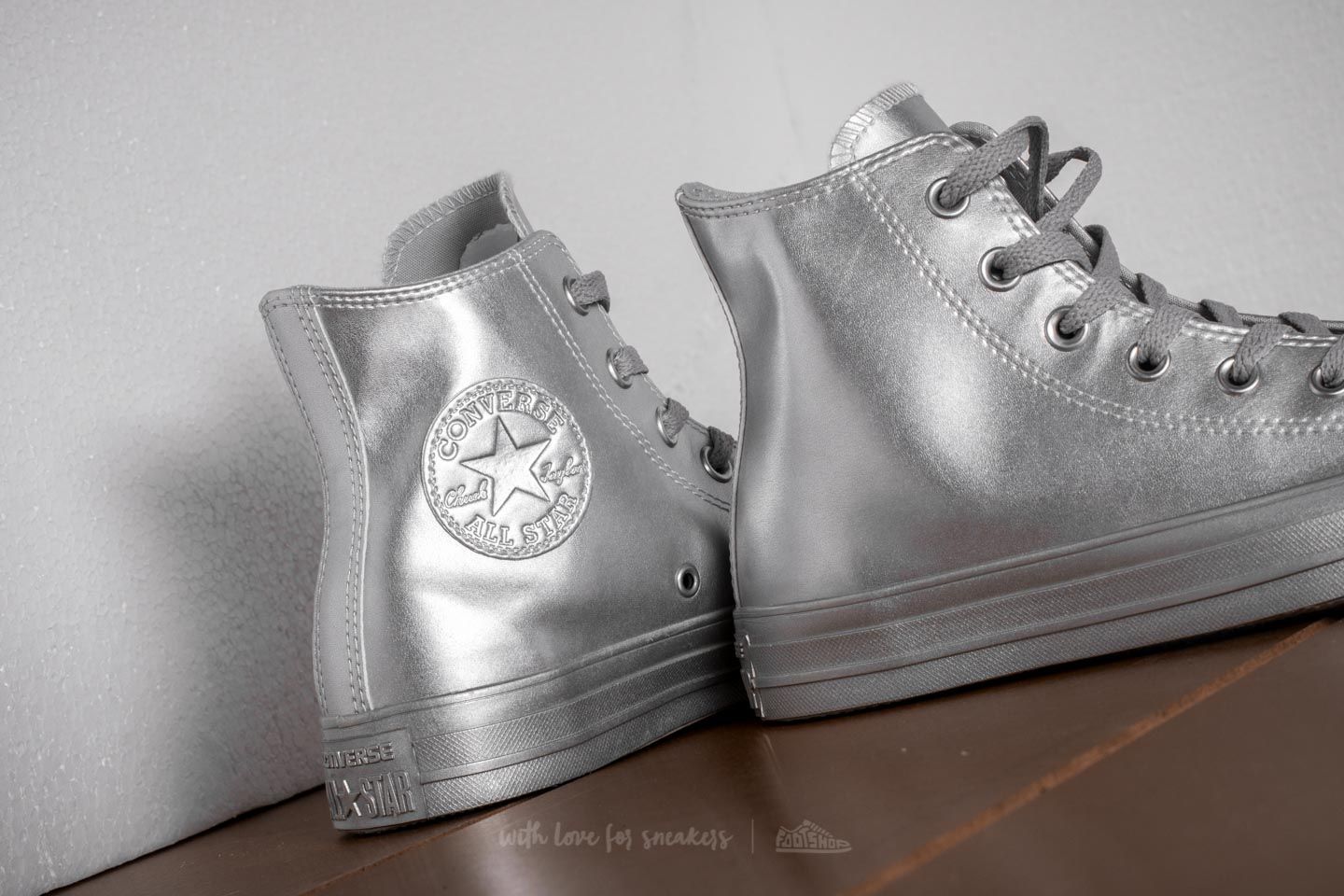 Women s shoes Converse Chuck Taylor All Star Hi Silver Silver Silver Footshop