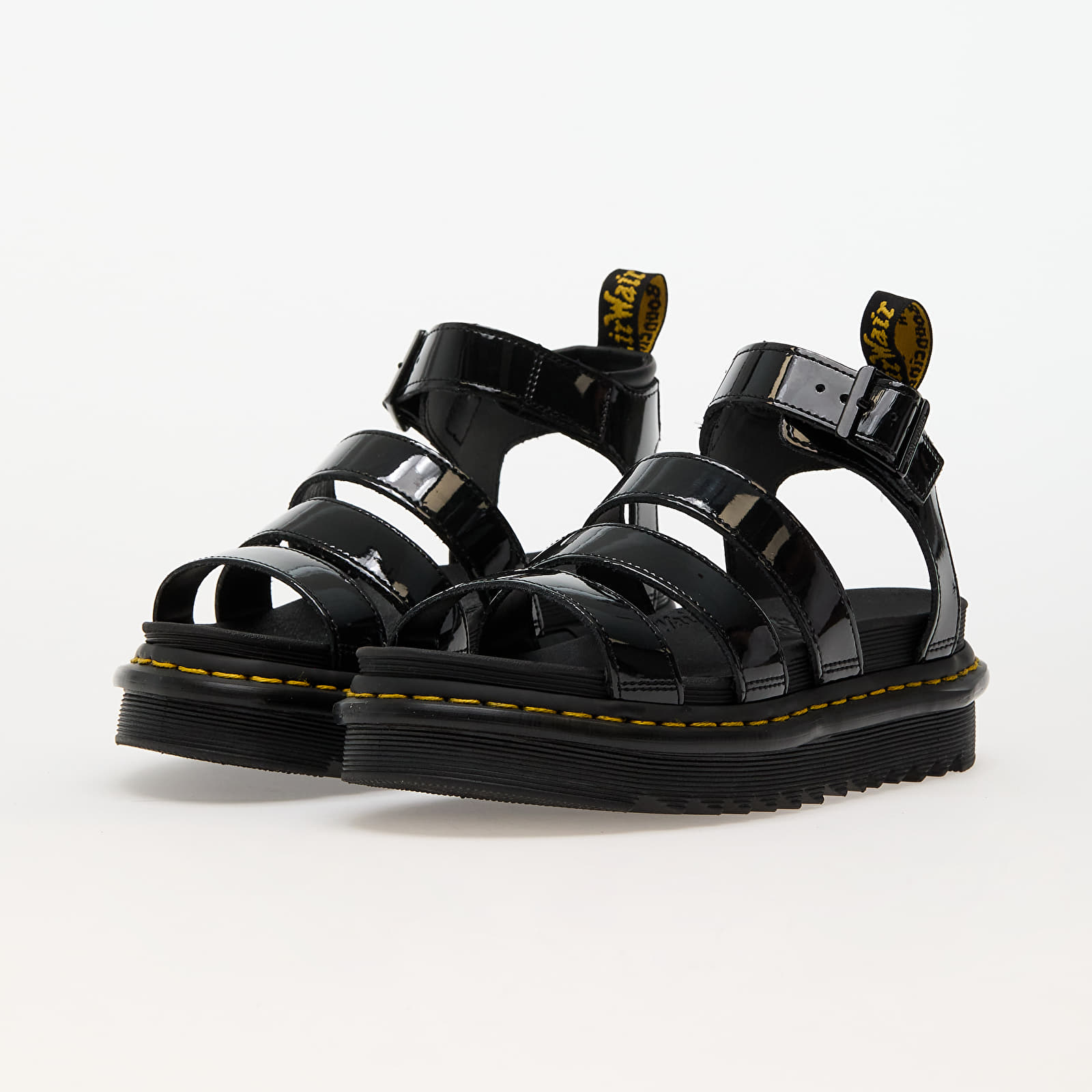 Női cipők Dr. Martens Blaire 3 Strap Sandal Black Patent Lamper