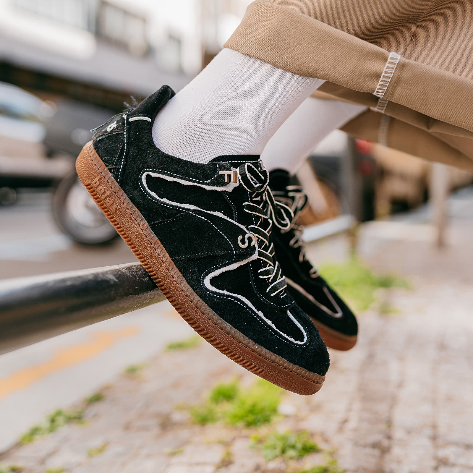 Zapatillas Hombre FTSHP x Botas Wave Black Og