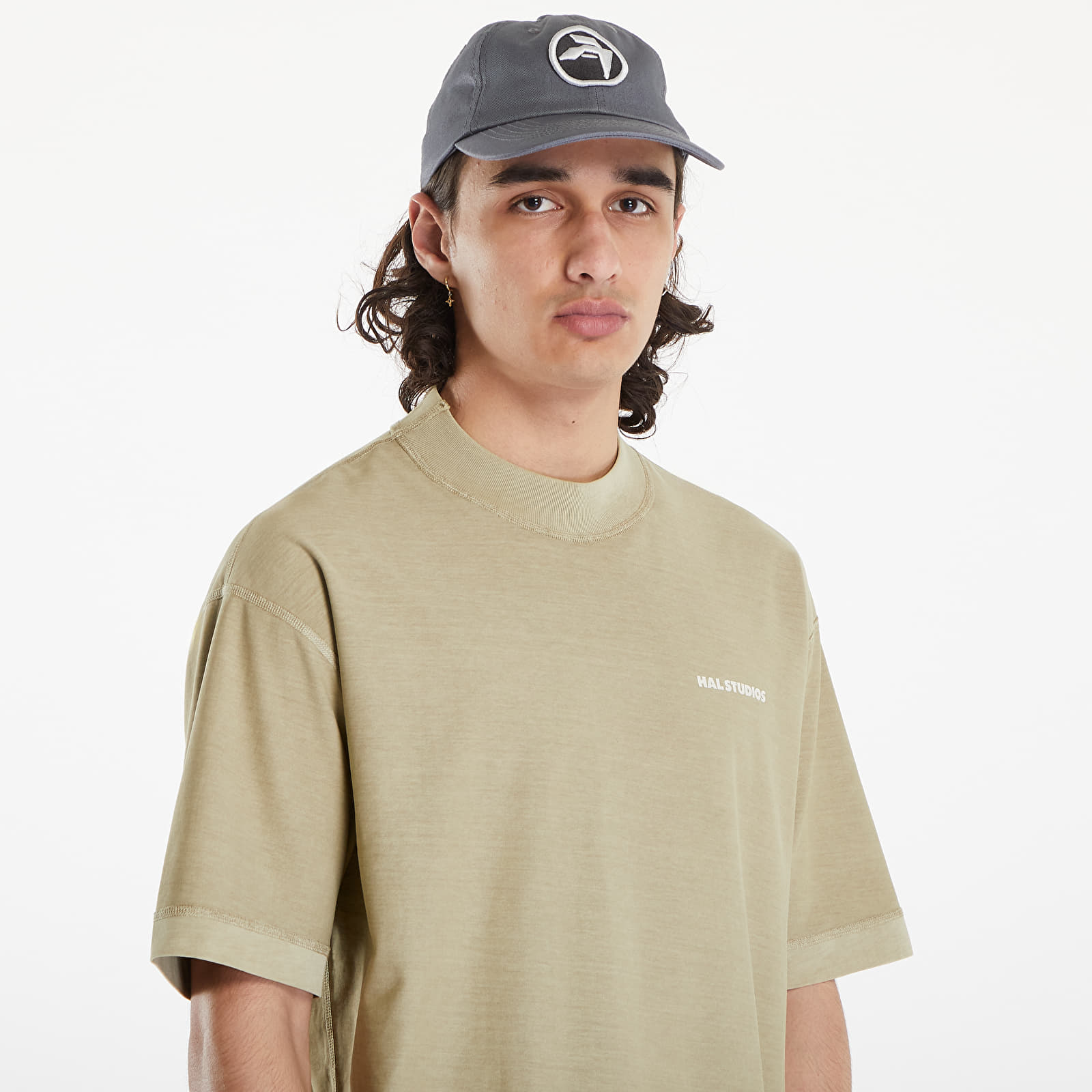 T-paidat HAL STUDIOS® Inside-Out Uniform T-Shirt Elm