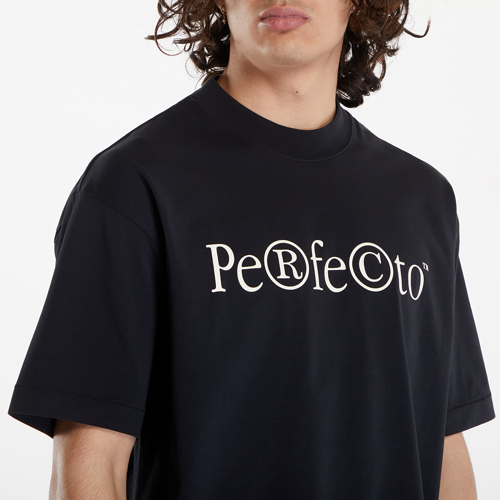 Miesten T-paidat HAL STUDIOS® Perfecto T-Shirt Black