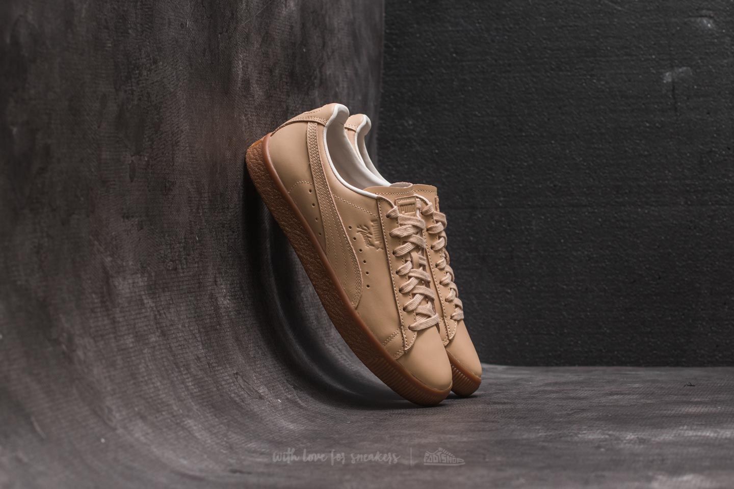 Puma suede natural vachetta top