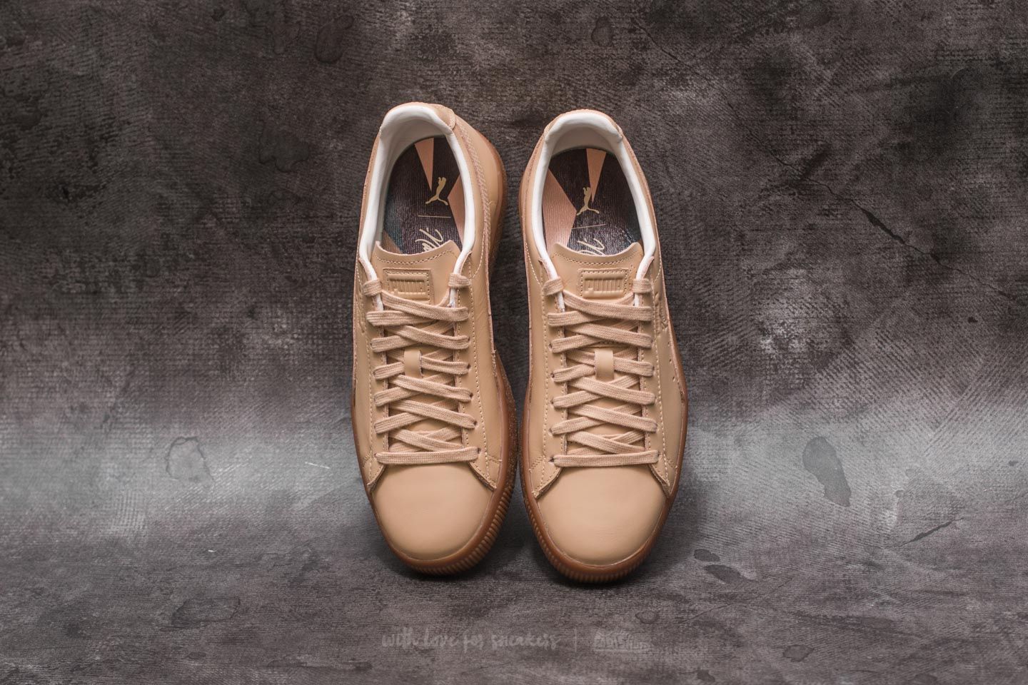 Men s shoes Puma Clyde Veg Tan NATUREL Natural Vachetta Tan Footshop